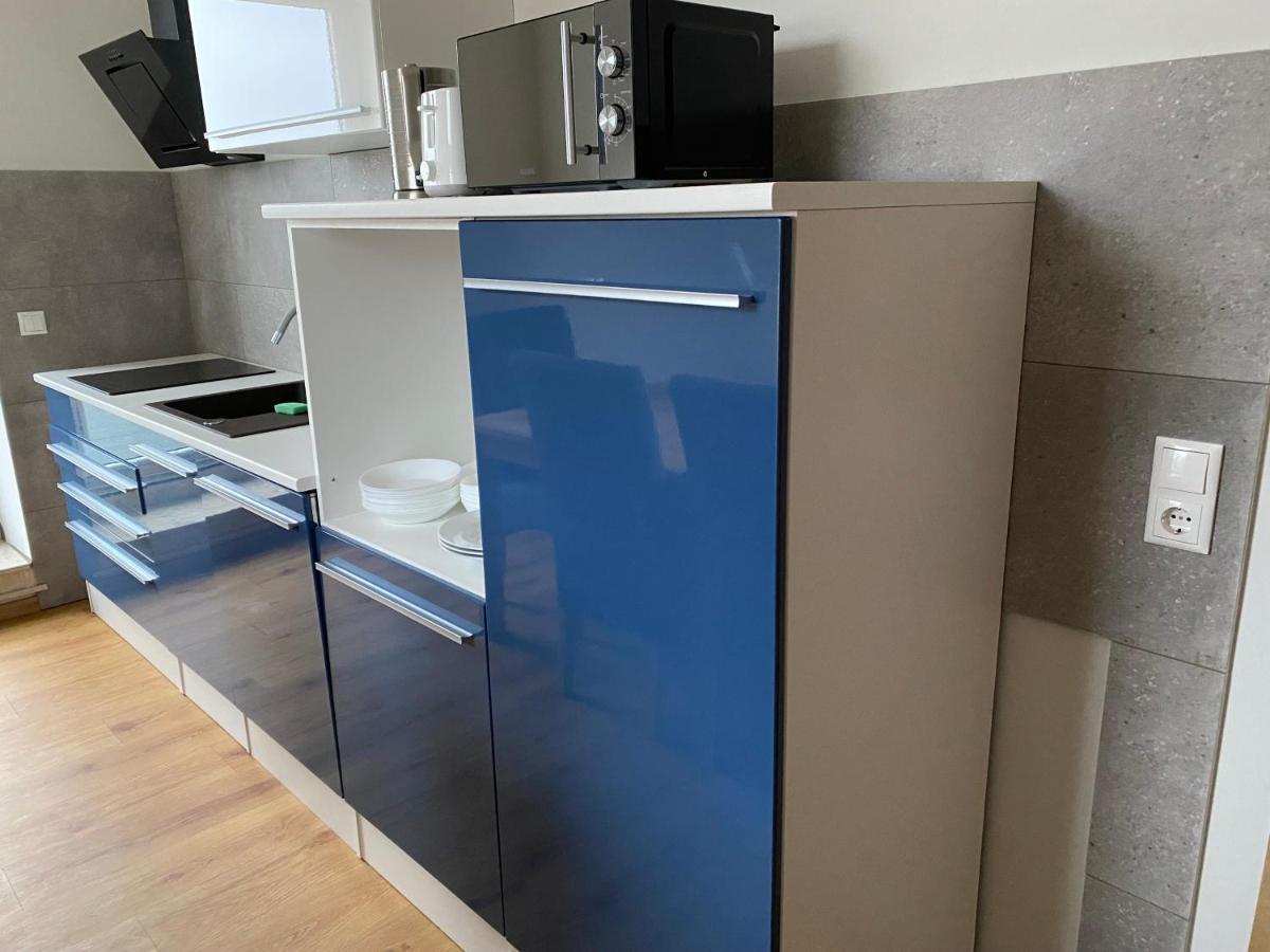 2 Raum Apartment Mit Terrasse, Hell Und Stilvoll Borna Kültér fotó