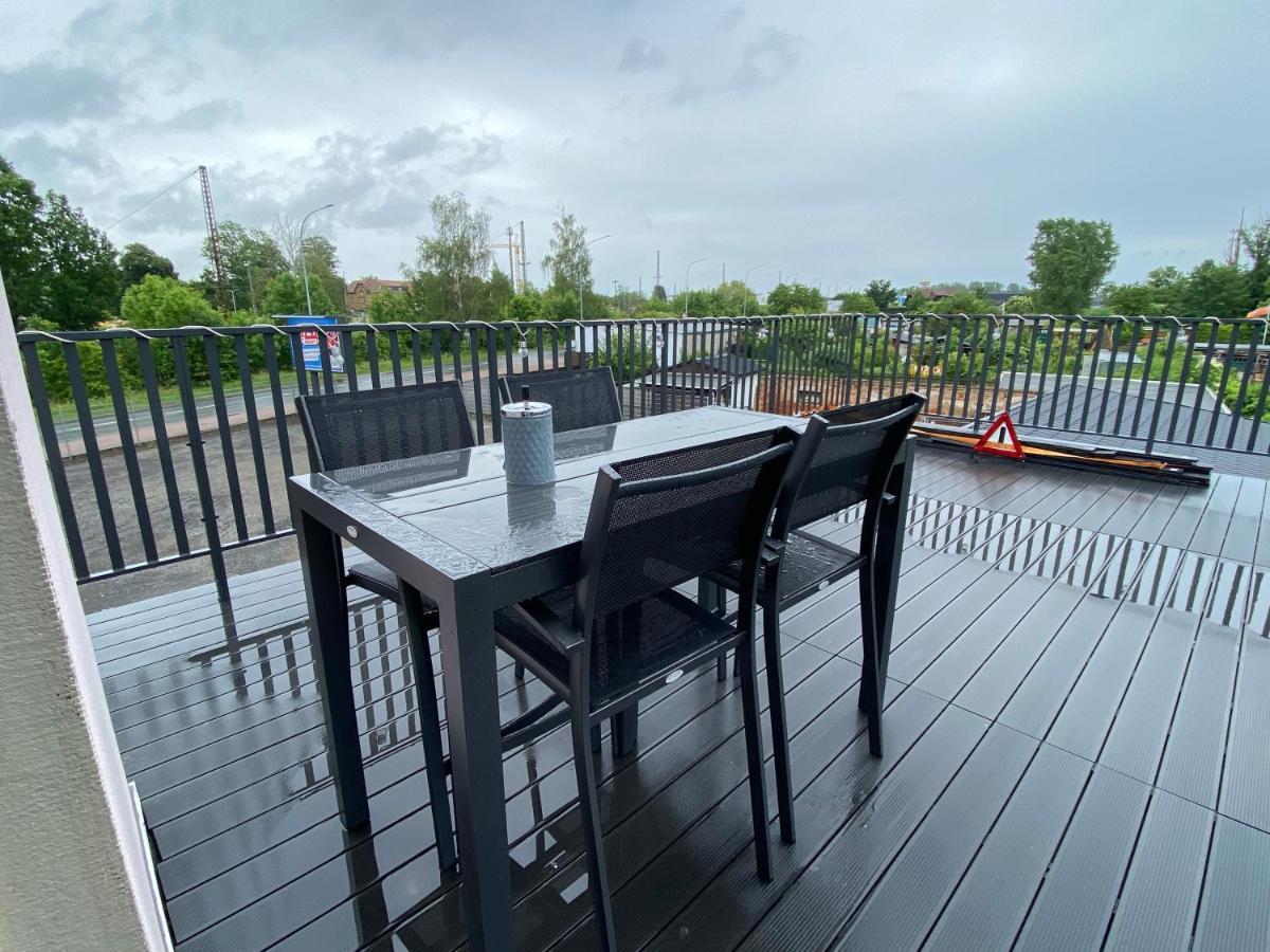 2 Raum Apartment Mit Terrasse, Hell Und Stilvoll Borna Kültér fotó